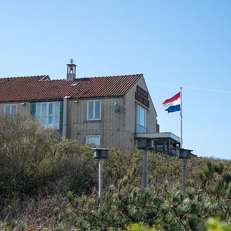 Strandhotel Nassau-Bergen Bergen aan Zee Esterno foto