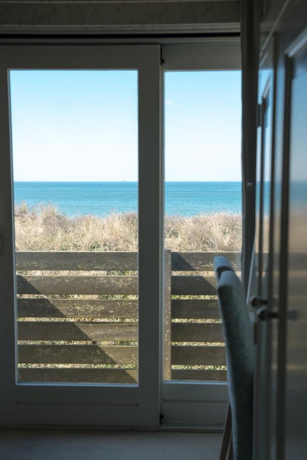 Strandhotel Nassau-Bergen Bergen aan Zee Esterno foto