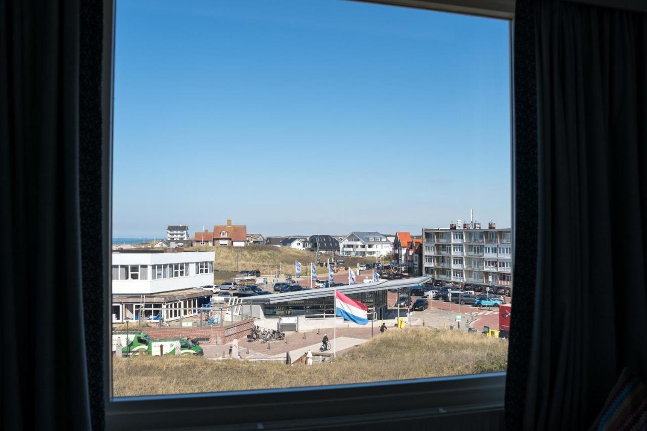 Strandhotel Nassau-Bergen Bergen aan Zee Esterno foto