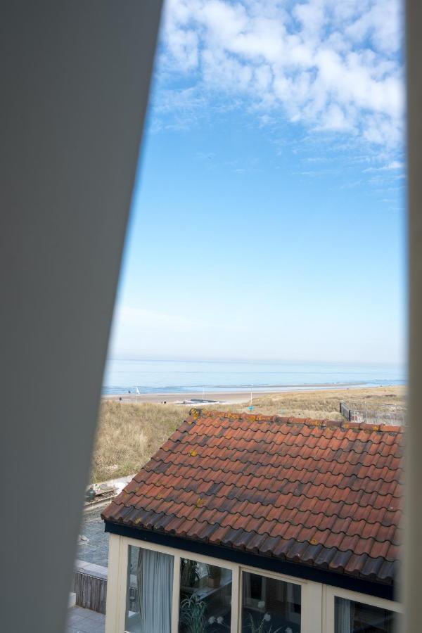 Strandhotel Nassau-Bergen Bergen aan Zee Esterno foto