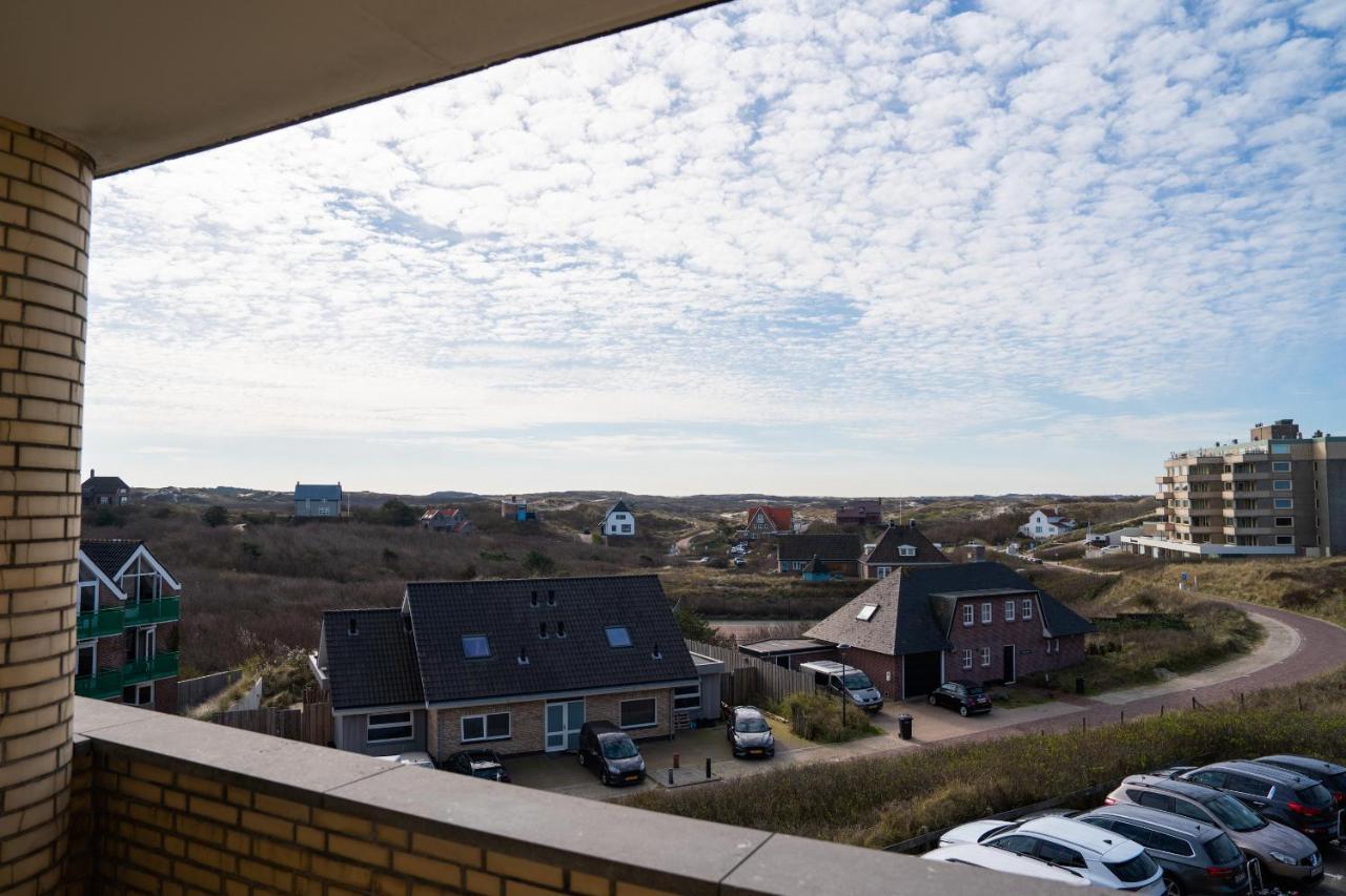 Strandhotel Nassau-Bergen Bergen aan Zee Esterno foto